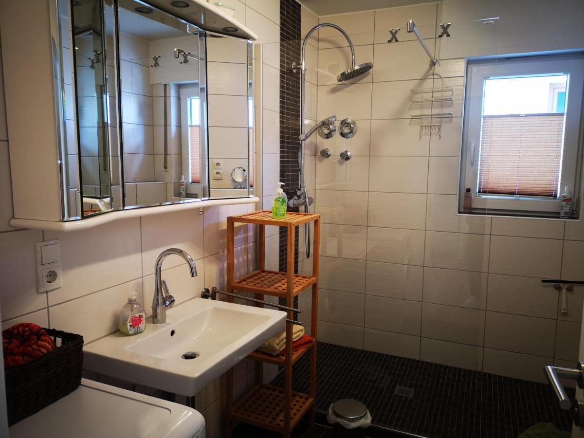 Ferienwohnung Bio-Ferienweingut Leyendecker Kattenes Exterior foto