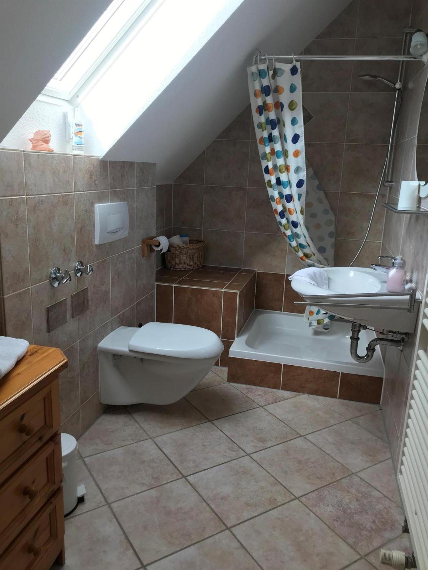Ferienwohnung Bio-Ferienweingut Leyendecker Kattenes Exterior foto