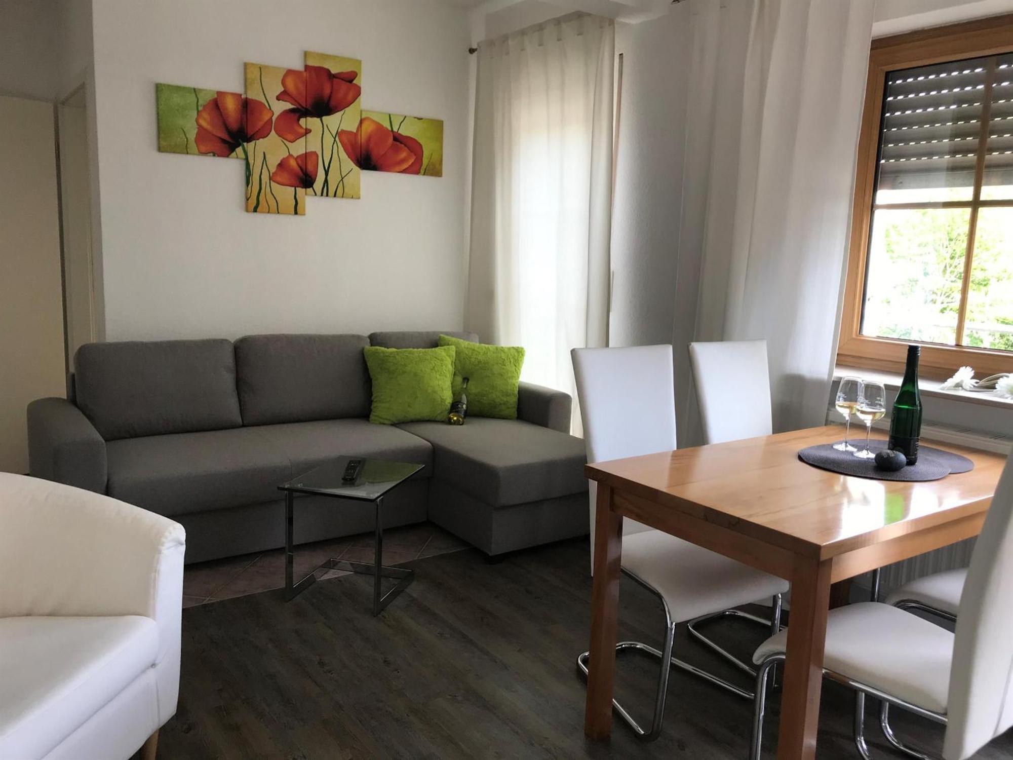 Ferienwohnung Bio-Ferienweingut Leyendecker Kattenes Exterior foto
